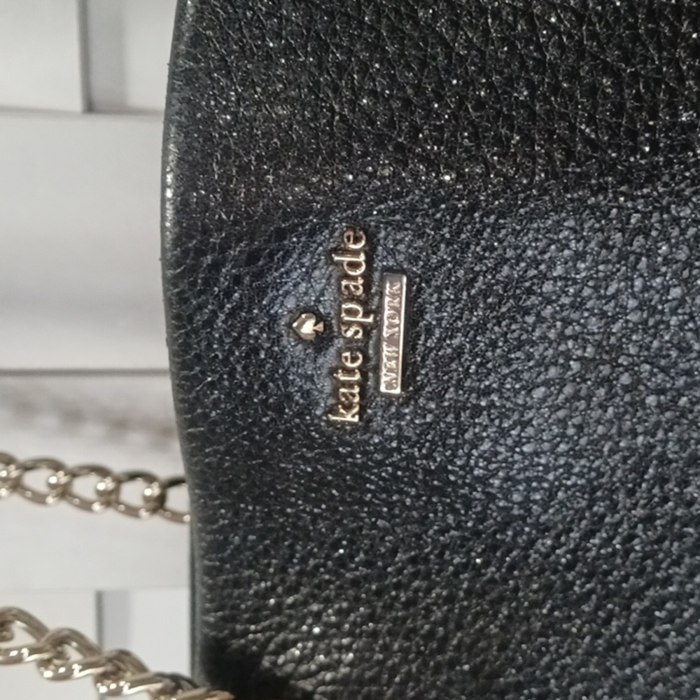 Kate Spade NY Emerson Pebbped Black Leather W/ Gold Chain Shoulder Bag - Picture 3 of 15